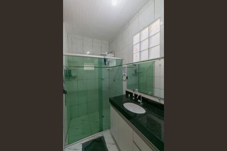 Casa à venda com 209m², 5 quartos e 2 vagas