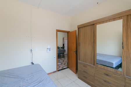 Casa à venda com 209m², 5 quartos e 2 vagas