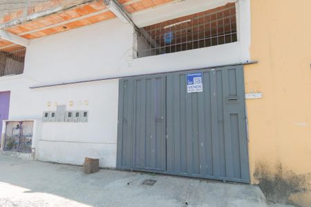 Casa à venda com 209m², 5 quartos e 2 vagas