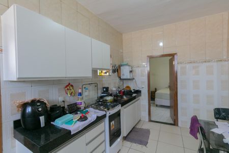 Casa à venda com 209m², 5 quartos e 2 vagas