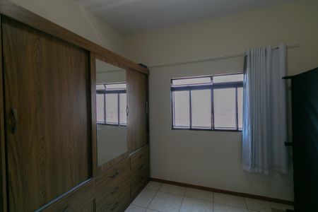 Casa à venda com 209m², 5 quartos e 2 vagas