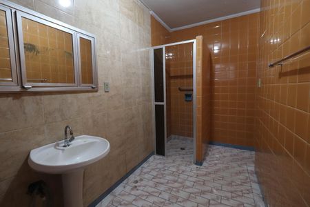 Casa à venda com 115m², 2 quartos e 1 vagaBanheiro