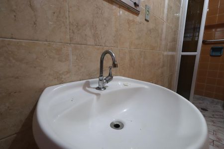 Casa à venda com 115m², 2 quartos e 1 vagaBanheiro