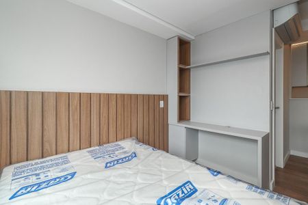Sala / Quarto / Cozinha de apartamento para alugar com 0 quarto, 45m² em Petrópolis, Porto Alegre