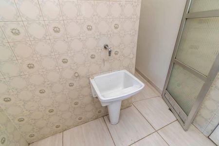 Apartamento à venda com 120m², 2 quartos e sem vaga Apartamento à venda com 120m², 2 quartos e sem vagaÁrea de Serviço