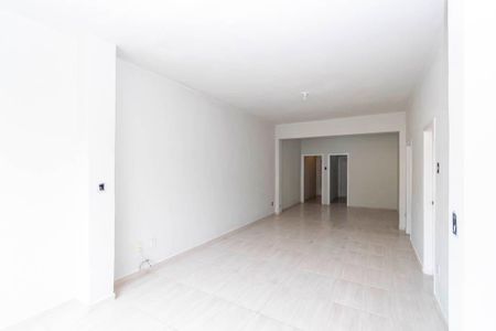 Apartamento à venda com 120m², 2 quartos e sem vaga Apartamento à venda com 120m², 2 quartos e sem vagaSala