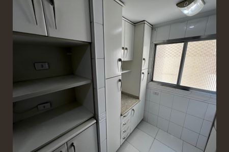 Apartamento à venda com 63m², 2 quartos e 1 vaga Apartamento à venda com 63m², 2 quartos e 1 vagaCozinha