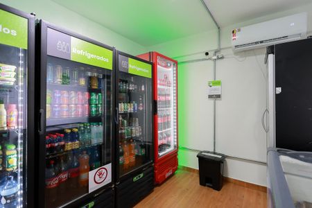 Apartamento à venda com 63m², 2 quartos e 1 vaga Apartamento à venda com 63m², 2 quartos e 1 vagaMercado