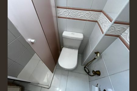 Apartamento à venda com 63m², 2 quartos e 1 vaga Apartamento à venda com 63m², 2 quartos e 1 vagaBanheiro