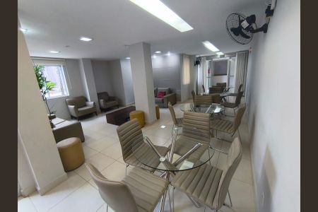 Apartamento à venda com 55m², 2 quartos e 1 vagaSala