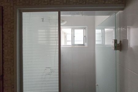 Casa para alugar com 115m², 2 quartos e 2 vagasBanheiro