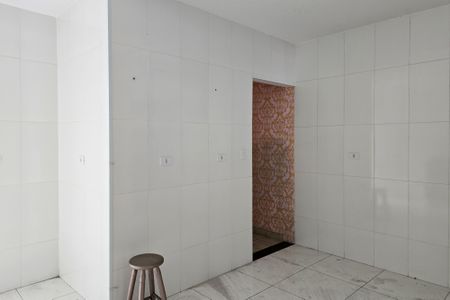 Casa para alugar com 115m², 2 quartos e 2 vagasCozinha 