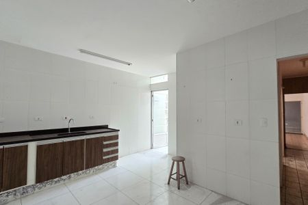 Casa para alugar com 115m², 2 quartos e 2 vagasCozinha