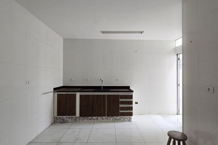 Casa para alugar com 115m², 2 quartos e 2 vagasCozinha