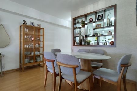 Apartamento para alugar com 85m², 2 quartos e 1 vaga Apartamento para alugar com 85m², 2 quartos e 1 vagaSala