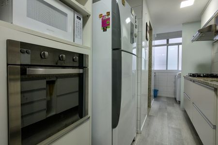 Apartamento para alugar com 85m², 2 quartos e 1 vaga Apartamento para alugar com 85m², 2 quartos e 1 vagaCozinha - Armários