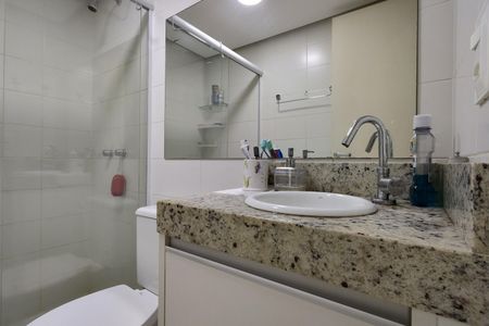 Apartamento para alugar com 85m², 2 quartos e 1 vaga Apartamento para alugar com 85m², 2 quartos e 1 vagaBanheiro Social