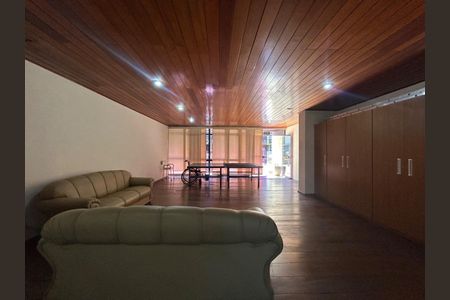 Apartamento à venda com 220m², 3 quartos e 2 vagas Apartamento à venda com 220m², 3 quartos e 2 vagasFoto 42