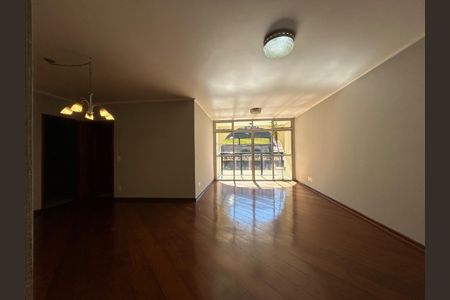 Apartamento à venda com 220m², 3 quartos e 2 vagas Apartamento à venda com 220m², 3 quartos e 2 vagasFoto 46