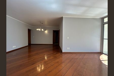 Apartamento à venda com 220m², 3 quartos e 2 vagas Apartamento à venda com 220m², 3 quartos e 2 vagasFoto 48