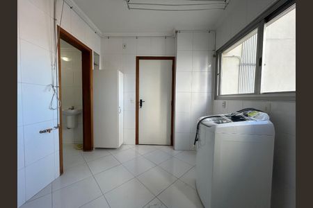 Apartamento à venda com 220m², 3 quartos e 2 vagas Apartamento à venda com 220m², 3 quartos e 2 vagasFoto 01