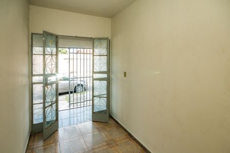Sala de kitnet/studio para alugar com 1 quarto, 65m² em Glória, Belo Horizonte