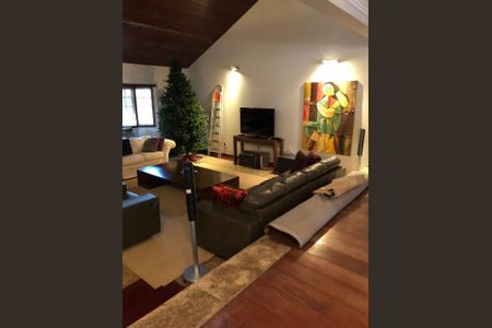 Foto 02 de casa à venda com 3 quartos, 560m² em Jardim das Samambaias, Jundiaí