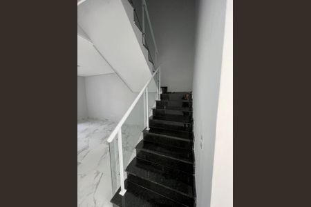 Casa à venda com 164m², 3 quartos e 1 vaga Casa à venda com 164m², 3 quartos e 1 vagaFoto 09