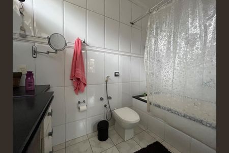 Casa à venda com 351m², 5 quartos e 6 vagas Casa à venda com 351m², 5 quartos e 6 vagasFoto 32