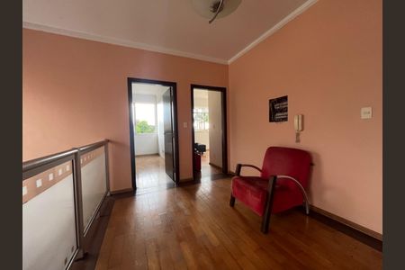 Casa à venda com 351m², 5 quartos e 6 vagas Casa à venda com 351m², 5 quartos e 6 vagasFoto 18