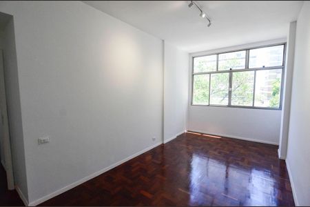 Apartamento à venda com 90m², 3 quartos e 1 vaga Apartamento à venda com 90m², 3 quartos e 1 vagaSuíte
