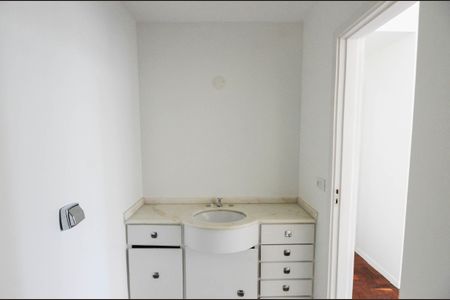 Apartamento à venda com 90m², 3 quartos e 1 vaga Apartamento à venda com 90m², 3 quartos e 1 vagaBanheiro da Suíte