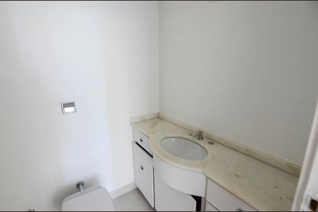 Apartamento à venda com 90m², 3 quartos e 1 vaga Apartamento à venda com 90m², 3 quartos e 1 vagaBanheiro da Suíte