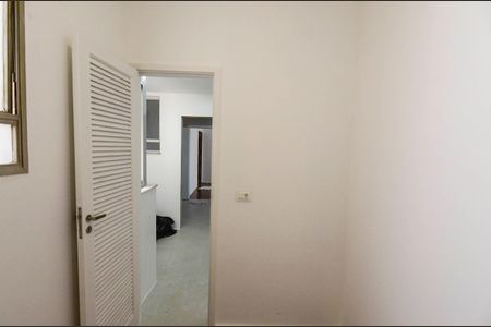 Apartamento à venda com 90m², 3 quartos e 1 vaga Apartamento à venda com 90m², 3 quartos e 1 vagaQuarto de Serviço