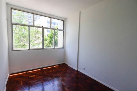 Apartamento à venda com 90m², 3 quartos e 1 vaga Apartamento à venda com 90m², 3 quartos e 1 vagaQuarto 2