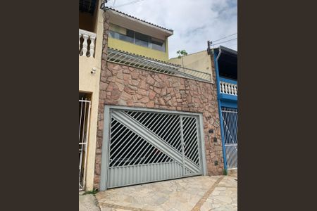 Casa à venda com 221m², 3 quartos e 2 vagas Casa à venda com 221m², 3 quartos e 2 vagasFoto 17