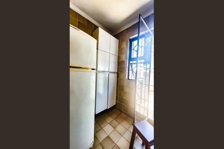 Casa à venda com 450m², 5 quartos e 2 vagas Casa à venda com 450m², 5 quartos e 2 vagasLavanderia