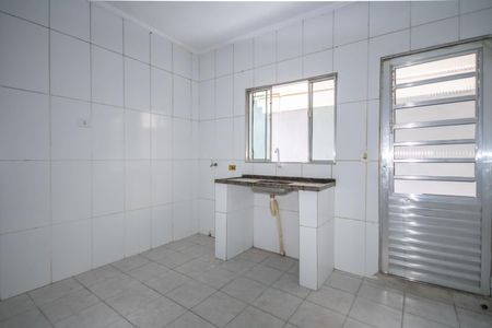 Cozinha de casa para alugar com 1 quarto, 30m² em Vila Yolanda, Osasco