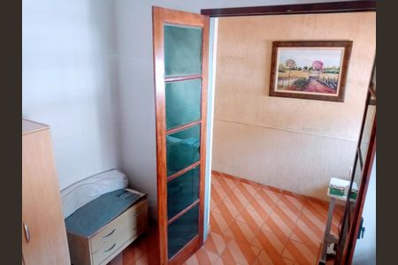 Casa à venda com 346m², 5 quartos e 4 vagas Casa à venda com 346m², 5 quartos e 4 vagasFoto 05