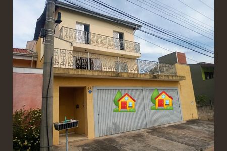 Casa à venda com 346m², 5 quartos e 4 vagas Casa à venda com 346m², 5 quartos e 4 vagasFoto 01