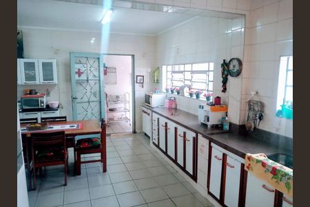 Casa à venda com 346m², 5 quartos e 4 vagas Casa à venda com 346m², 5 quartos e 4 vagasFoto 71