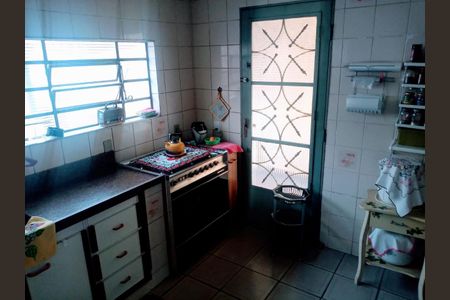 Casa à venda com 346m², 5 quartos e 4 vagas Casa à venda com 346m², 5 quartos e 4 vagasFoto 32