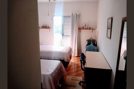 Casa à venda com 346m², 5 quartos e 4 vagas Casa à venda com 346m², 5 quartos e 4 vagasFoto 45