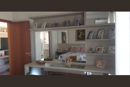 Casa à venda com 301m², 3 quartos e 2 vagas Casa à venda com 301m², 3 quartos e 2 vagasFoto 08