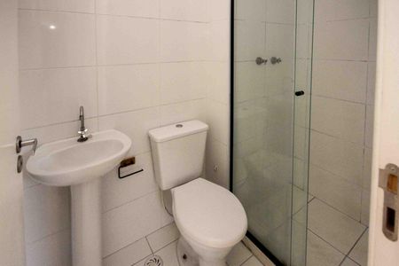 Apartamento para alugar com 36m², 2 quartos e 1 vaga Apartamento para alugar com 36m², 2 quartos e 1 vagaBanheiro