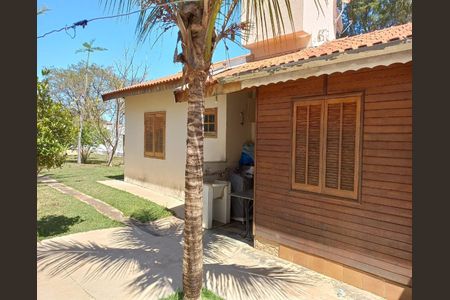 Casa de condomínio à venda com 182m², 3 quartos e 3 vagas Casa de condomínio à venda com 182m², 3 quartos e 3 vagasFoto 01