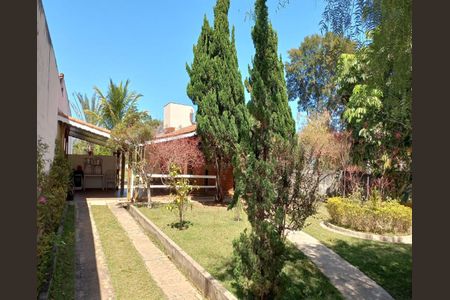 Casa de condomínio à venda com 182m², 3 quartos e 3 vagas Casa de condomínio à venda com 182m², 3 quartos e 3 vagasFoto 01
