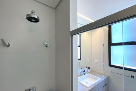 Apartamento à venda com 150m², 4 quartos e 4 vagas Apartamento à venda com 150m², 4 quartos e 4 vagasBanheiro da Suíte 2