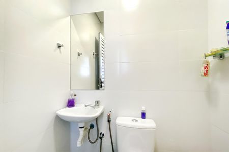 Apartamento à venda com 150m², 4 quartos e 4 vagas Apartamento à venda com 150m², 4 quartos e 4 vagasBanheiro de serviço