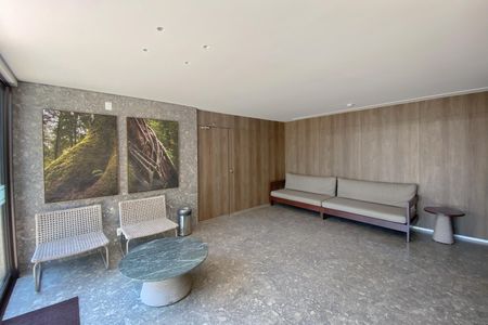 Apartamento à venda com 150m², 4 quartos e 4 vagas Apartamento à venda com 150m², 4 quartos e 4 vagasÁrea comum - Hall